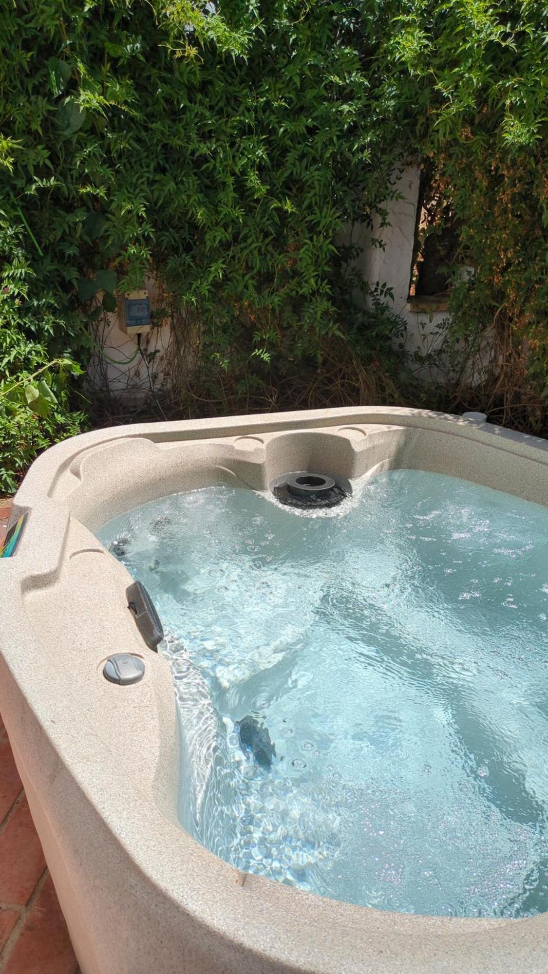 佩里那 One Life Malaga Retreat酒店 外观 照片